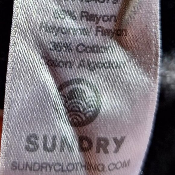 Sundry by Anthropologie Black n White Tie Dye Off Shoulder Top Shirt Size Small - Picture 8 of 9